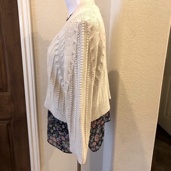 CAbi Cropped Cardigan Beach Cable Knit Summer Shrug Embrace 918 Small Coas… - Picture 4 of 7